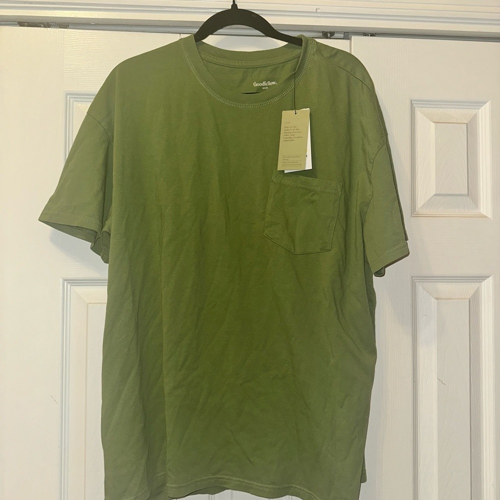 Goodfellow & Co Men's Green T-Shirt